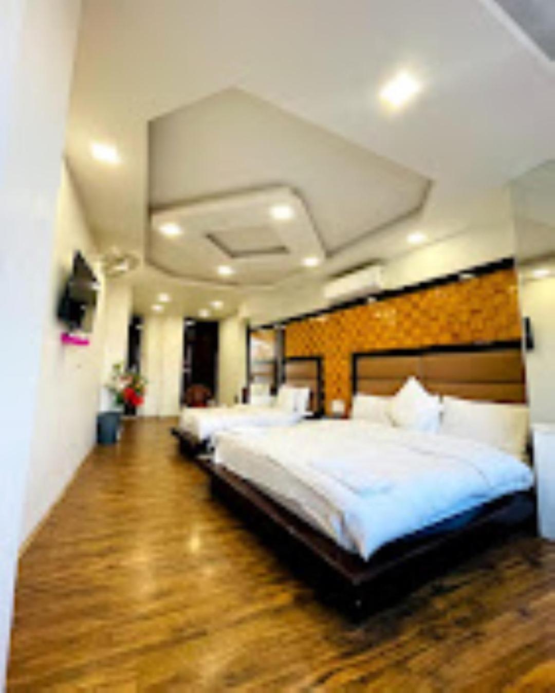 Hotel Bliss , Anantnag Экстерьер фото